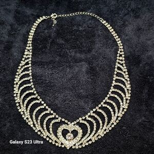 Elegant Silver Tone Clear Rhinestone Heart Necklace